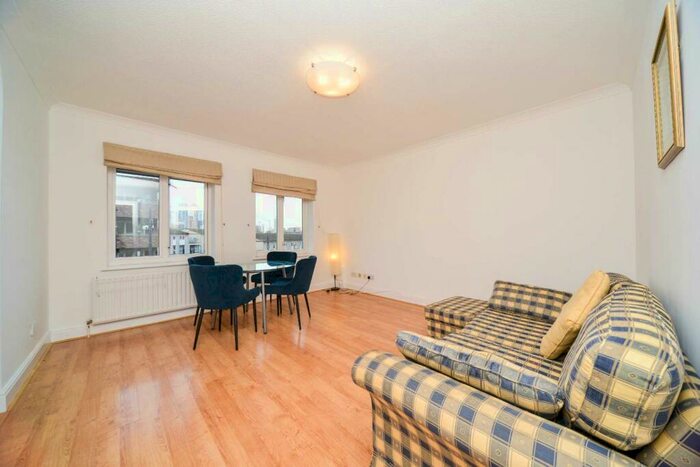 1 Bedroom Flat To Rent In Manchester Road, Canary Wharf, London, E14