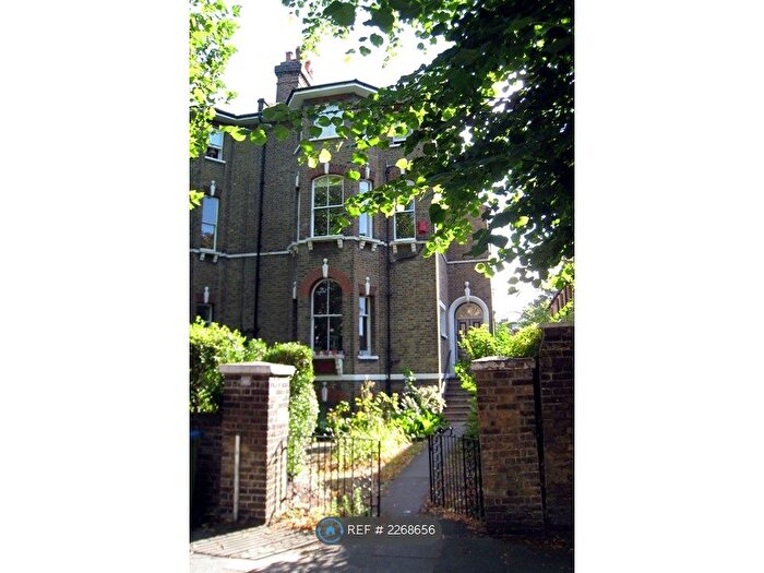 2 Bedroom Flat To Rent In Kidbrooke Grove, London, SE3