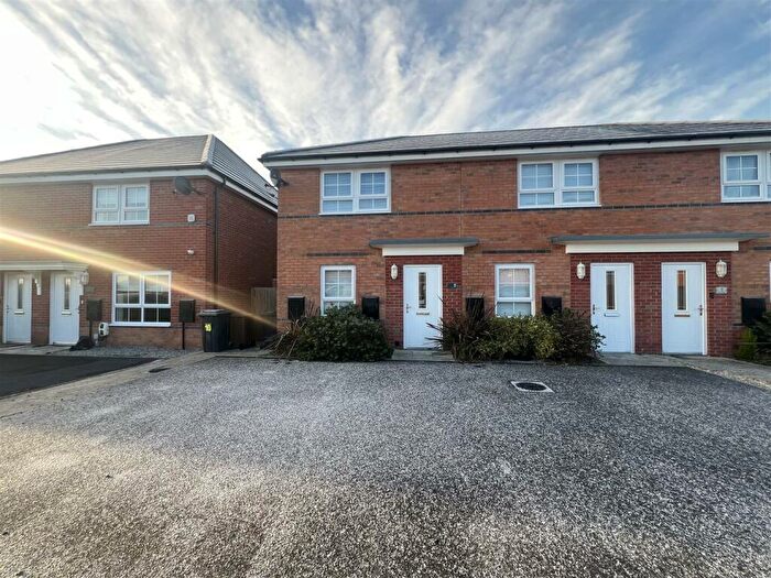 2 Bedroom End Of Terrace House To Rent In Sundial Close, Liverpool, L23