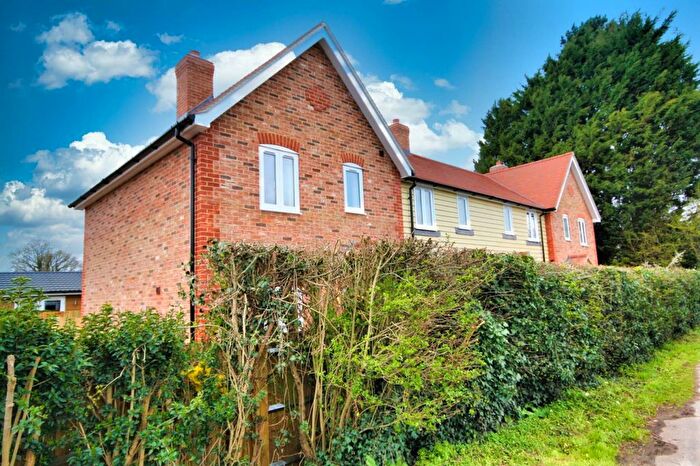 2 Bedroom Semi-Detached House To Rent In Golden Cross, Hailsham, BN27