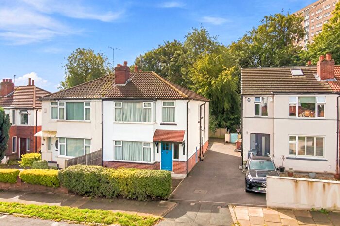 4 Bedroom Semi-Detached House For Sale In Henconner Avenue, Chapel Allerton, LS7