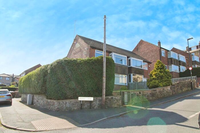 3 Bedroom Semi-Detached House To Rent In Middle Lane, Sheffield, South Yorkshire, S6