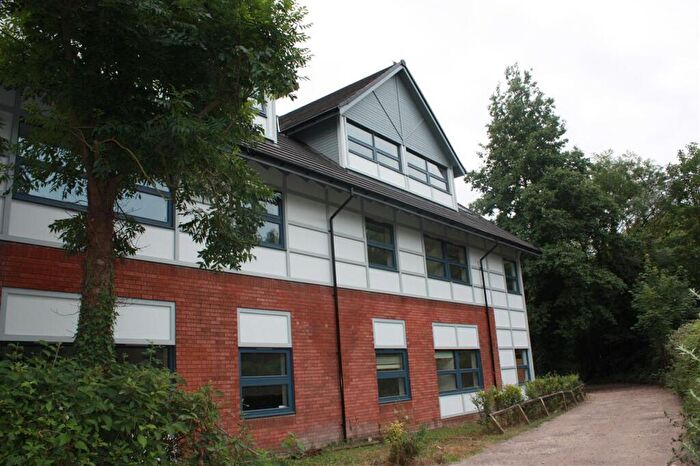 2 Bedroom Flat To Rent In The Chestnuts, Meadow Lane, St Ives, PE27