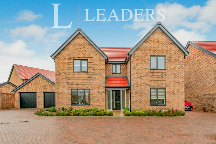 4 Bedroom Detached House To Rent In Gibby Road, Copthorne, RH10