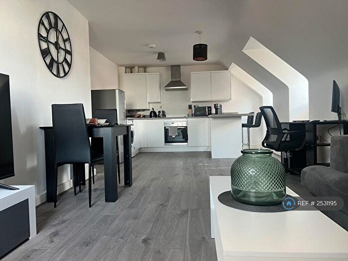 1 Bedroom Flat To Rent In Baseball Drive, Derby, DE23