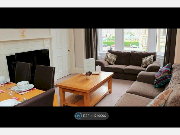 2 Bedroom Flat To Rent In Comely Bank Place, Edinburgh, EH4