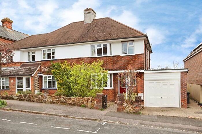 3 Bedroom Semi Detached House For Sale In Weald View Road, Tonbridge, Kent, TN9