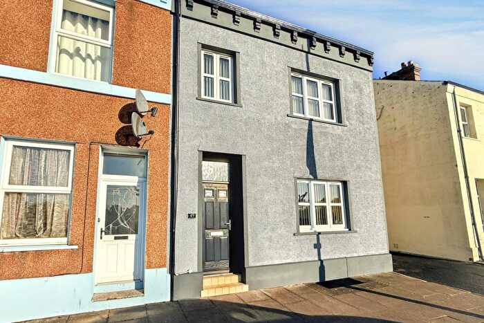 4 Bedroom End Of Terrace House For Sale In Eden Street, Silloth, Cumbria, CA7