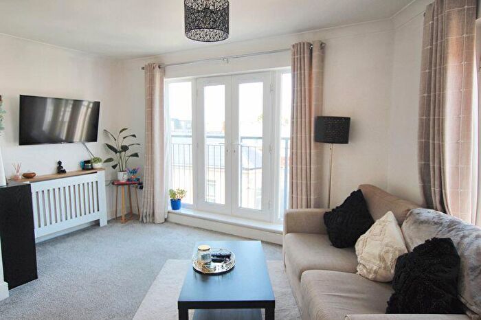 1 Bedroom Apartment For Sale In New Street, Cheltenham, GL50