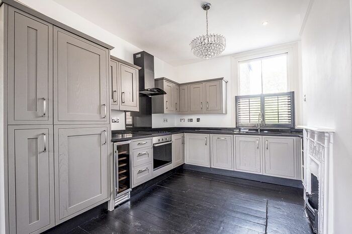 2 Bedroom Maisonette To Rent In Bracewell Road, London, W10