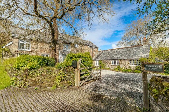 5 Bedroom Detached House For Sale In Duloe, Liskeard, PL14