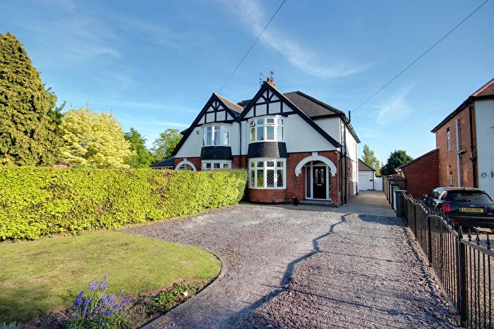 3 Bedroom Semi Detached House For Sale In Southwood Road, Cottingham, HU16