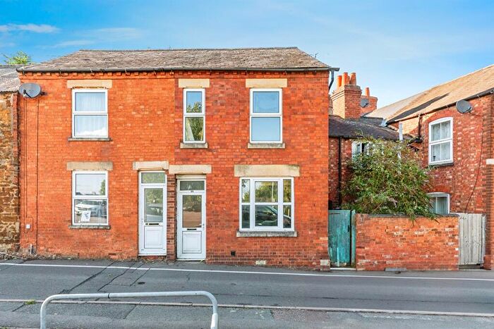 3 Bedroom End Of Terrace House For Sale In Jacksons Lane, Wellingborough, NN8