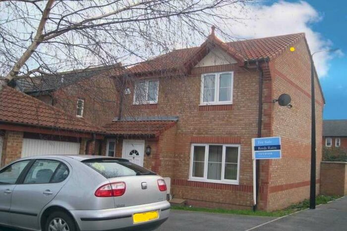 3 Bedroom Detached House To Rent In Camberley Walk, Weston-super-mare, BS22