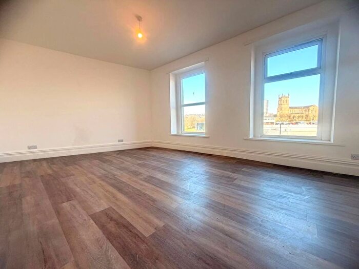 2 Bedroom Flat To Rent In Top Stables, Eanam Old Road, Blackburn, Lancashire, BB1