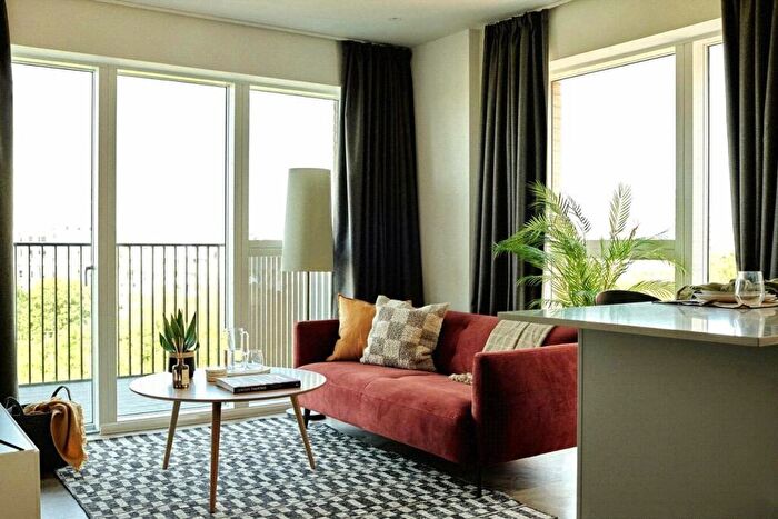 2 Bedroom Apartment To Rent In Uncle Deptford, Evelyn St, London, SE8