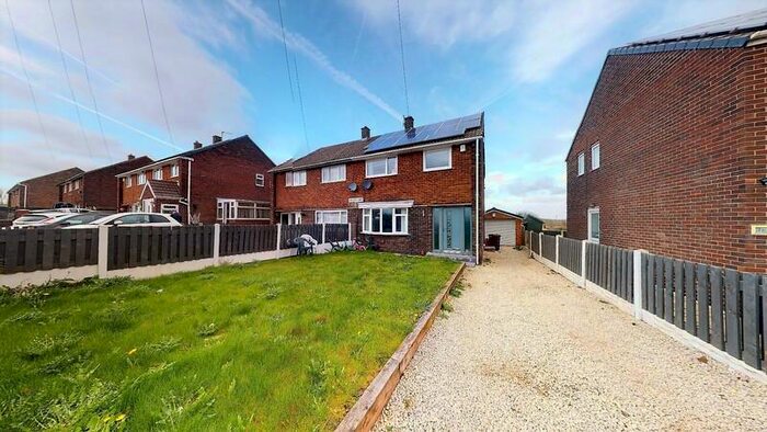 3 Bedroom Semi-Detached House To Rent In Preston Way, Monk Bretton, Barnsley, S71