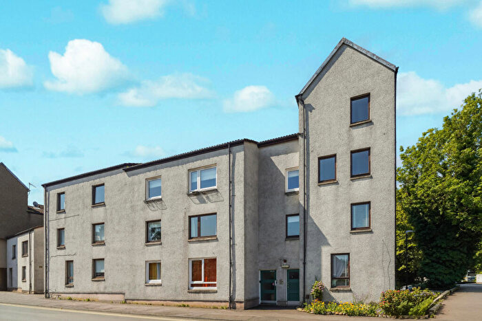 3 Bedroom Flat For Sale In Water Yett, Linlithgow, EH49