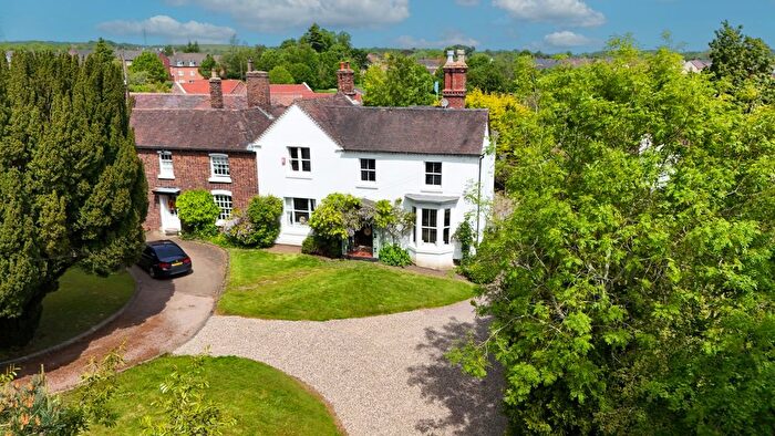 4 Bedroom Semi-Detached House For Sale In Woodlands Lane, Horsehay, Telford, Shropshire, TF4