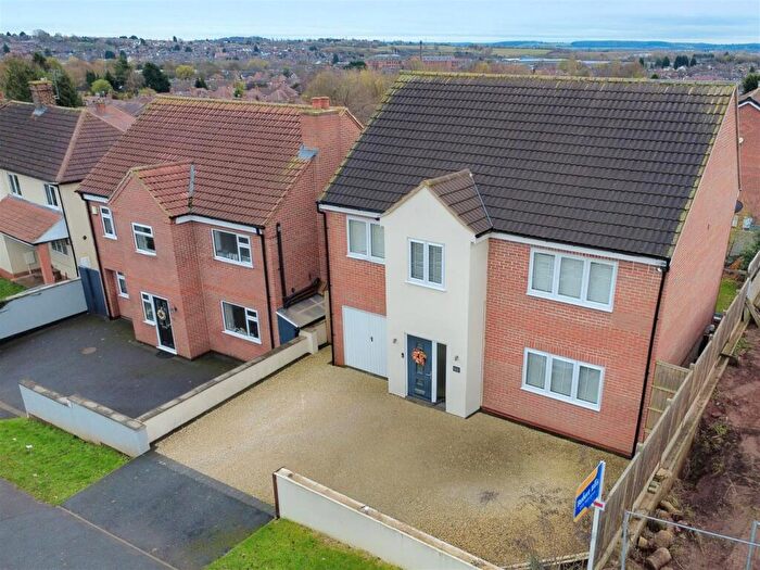 4 Bedroom Detached House For Sale In Stanton Road, NG10