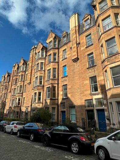 1 Bedroom Flat To Rent In Dalgety Avenue, Edinburgh, EH7