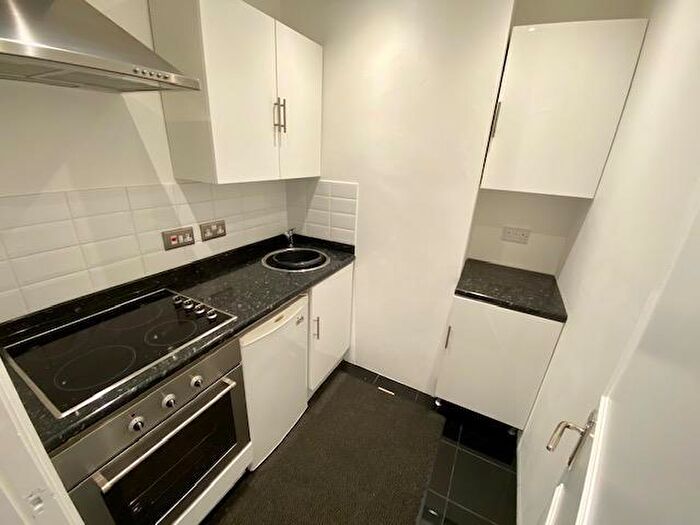 Studio To Rent In Boyn Hill Avenue, Maidenhead, SL6