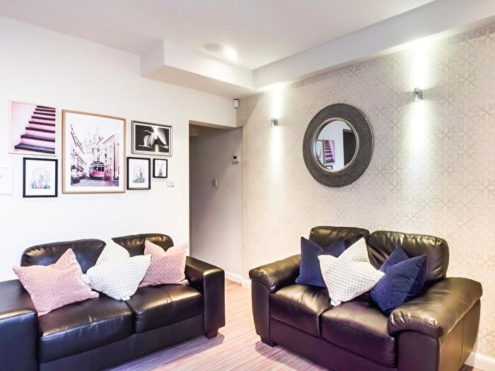 4 Bedroom Terraced House To Rent In Ashford Street, Stoke, ST4