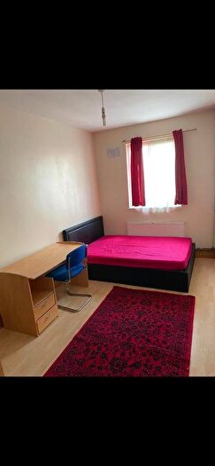 3 Bedroom Flat To Rent In Surbiton Rd, Kingston Upon Thames, London, KT1