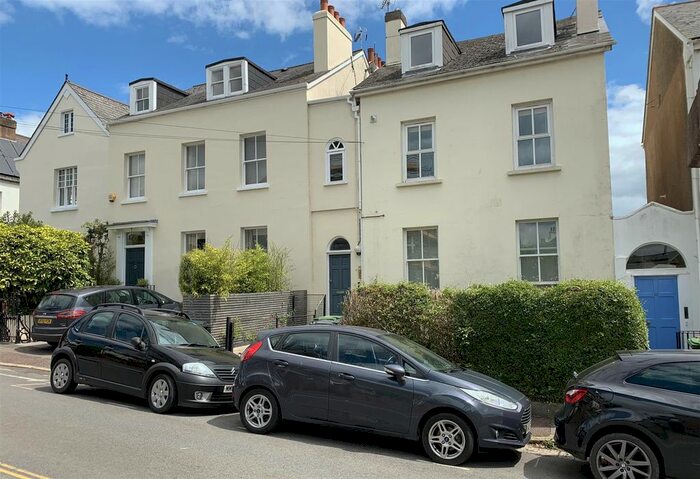 2 Bedroom Flat To Rent In Wonford Road, St. Leonards, Exeter, EX2