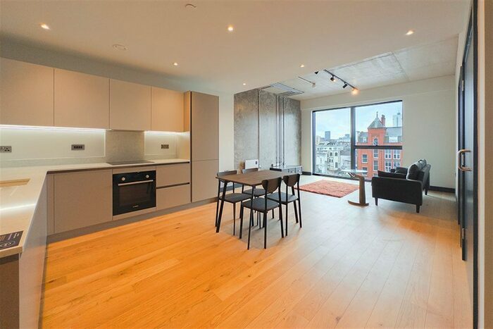 1 Bedroom Flat To Rent In Addington Street, Manchester, M4