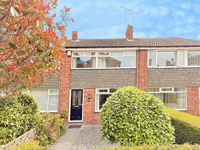 3 Bedroom Terraced House For Sale In Sunfield Place, Stanningley, Pudsey, LS28