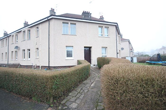 2 Bedroom Flat For Sale In Gallowhill Road, Paisley, PA3