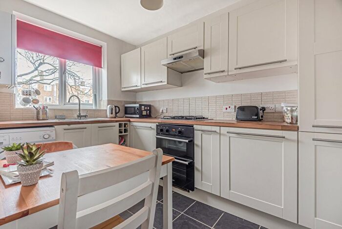 1 Bedroom Property To Rent In Carslake Road, Putney, London, SW15