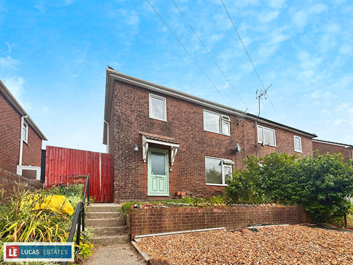 3 Bedroom Semi-Detached House For Sale In Heol Derw, Hengoed, CF82