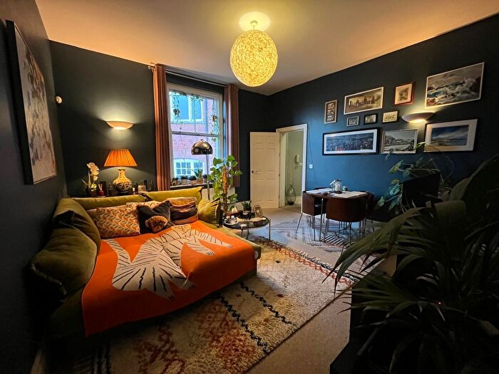 1 Bedroom Flat To Rent In Moorland Road, Splott, Cardiff, CF24