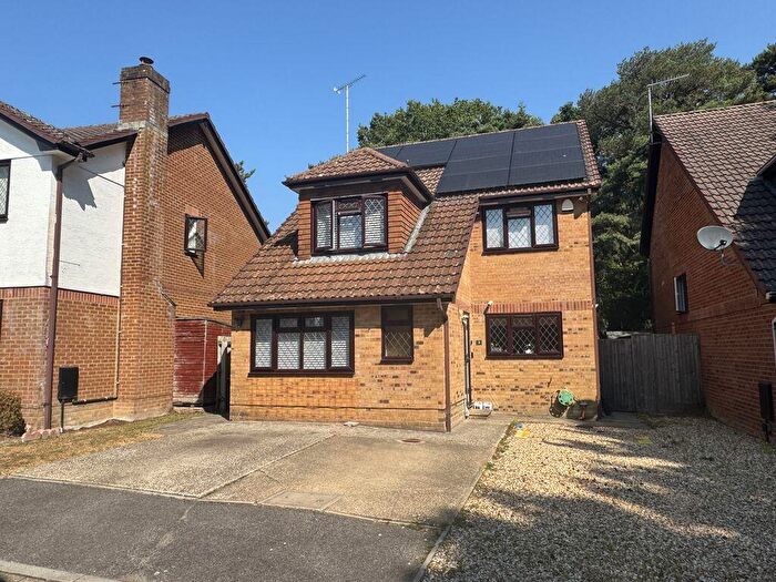 4 Bedroom Detached House For Sale In Alder Close, Woodlands, Sandford, Wareham, BH20
