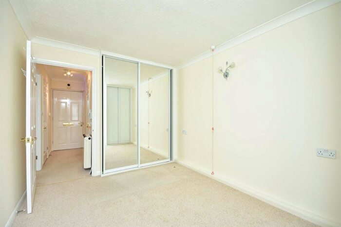 1 Bedroom Retirement Property To Rent In Deans Mill Court, The Causeway, Canterbury, CT1
