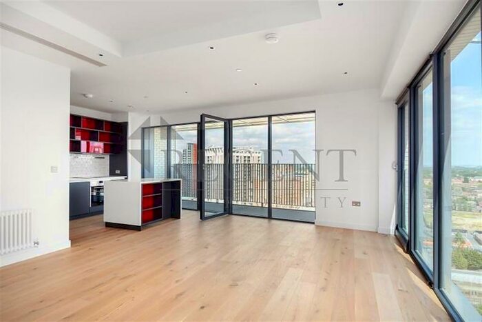3 Bedroom Apartment To Rent In Corson House, City Island Way, E14
