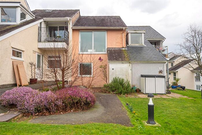 2 Bedroom Terraced House For Sale In Ffordd Garnedd, Y Felinheli, Gwynedd, LL56