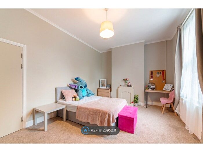 4 Bedroom Terraced House To Rent In Kenmure Place, Preston, PR1