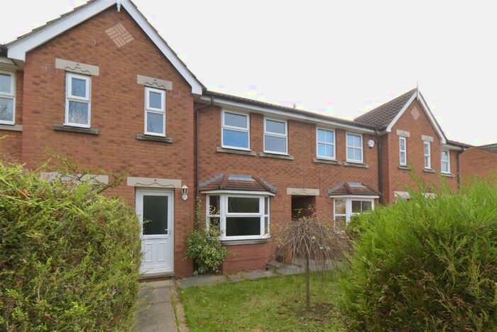 3 Bedroom Terraced House To Rent In Lindengate Avenue, Stoneferry, Hull HU7