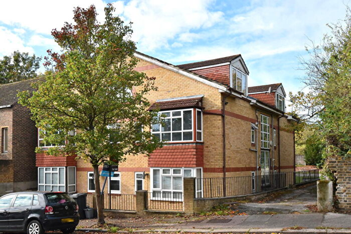 2 Bedroom Flat For Sale In St. German's Road, London, SE23