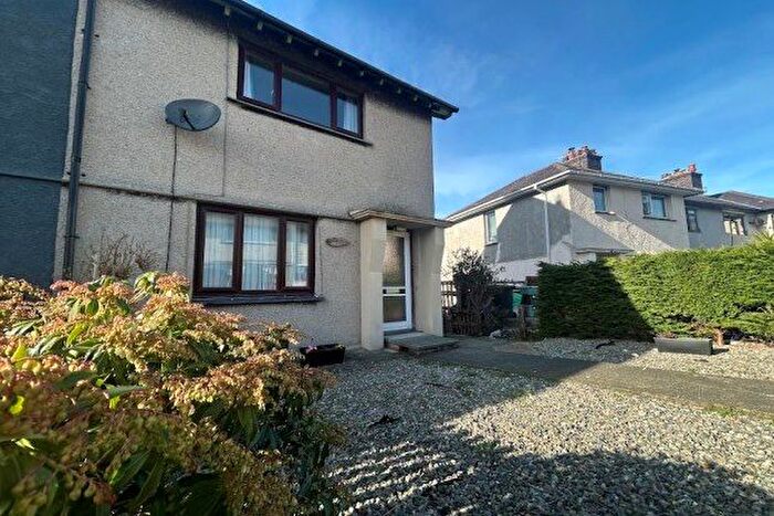 2 Bedroom End Of Terrace House To Rent In Pen Y Bryn, Llanfairfechan, LL33