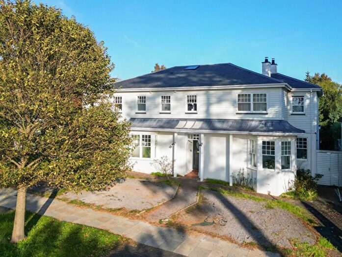 6 Bedroom Detached House To Rent In Shirley Drive, Hove, BN3