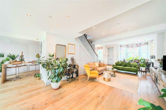 5 Bedroom Terraced House To Rent In Berens Road, London, NW10