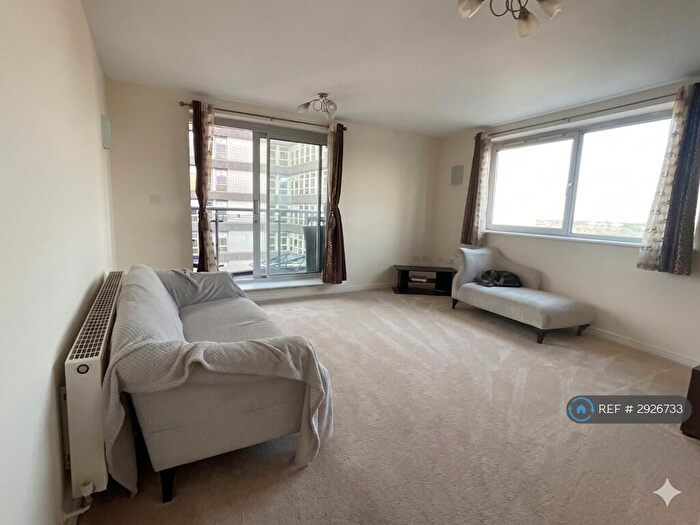 2 Bedroom Flat To Rent In City View, Ilford, IG1