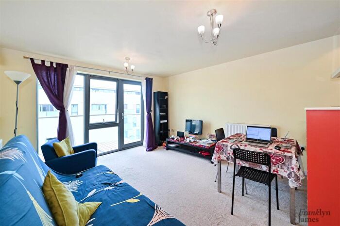 1 Bedroom Apartment For Sale In Stainsby Road, London, E14