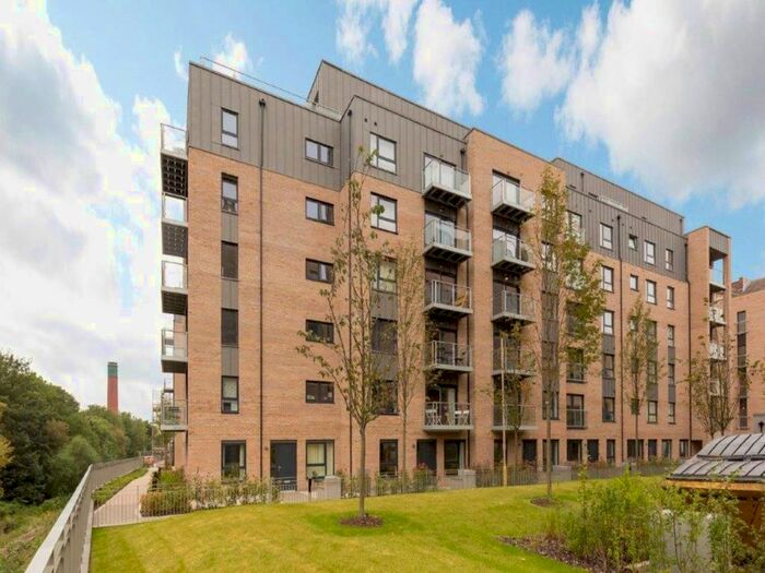 2 Bedroom Flat To Rent In Shrubhill Walk, Leith Walk, Edinburgh, EH7