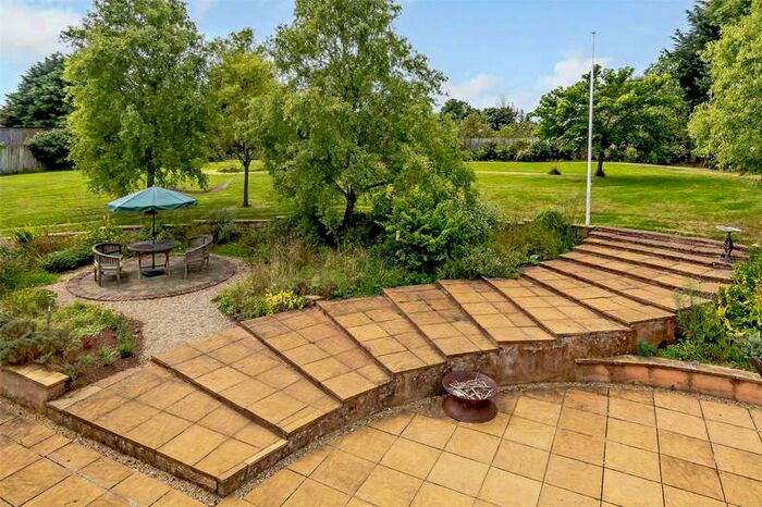 6 Bedroom Semi-Detached House For Sale In Exeter, EX5