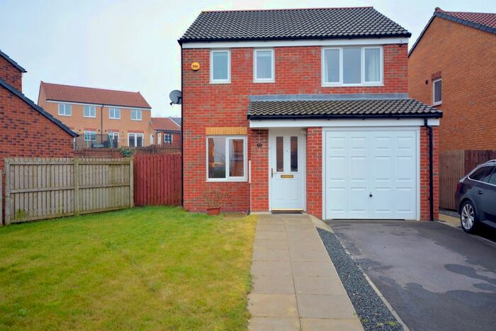 3 Bedroom Detached House To Rent In Hutchinson Close, Coundon, Bishop Auckland, DL14